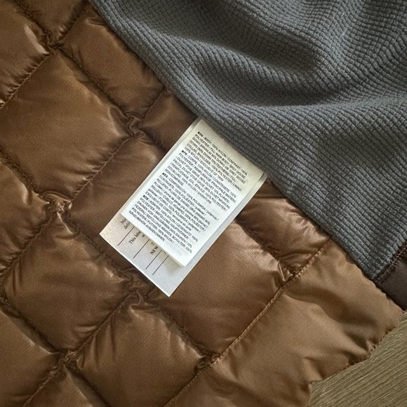 Arc'teryx Men's Rico Down Jacket - Ore (Gold) - Size XL - Picture 6 of 10